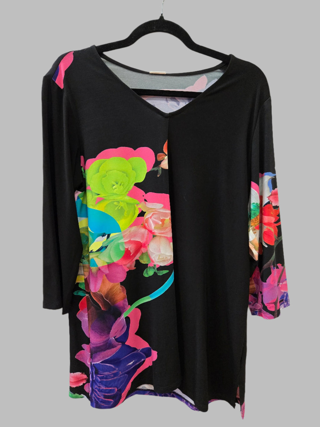 Perfect Black Floral Split Top by Black Labb