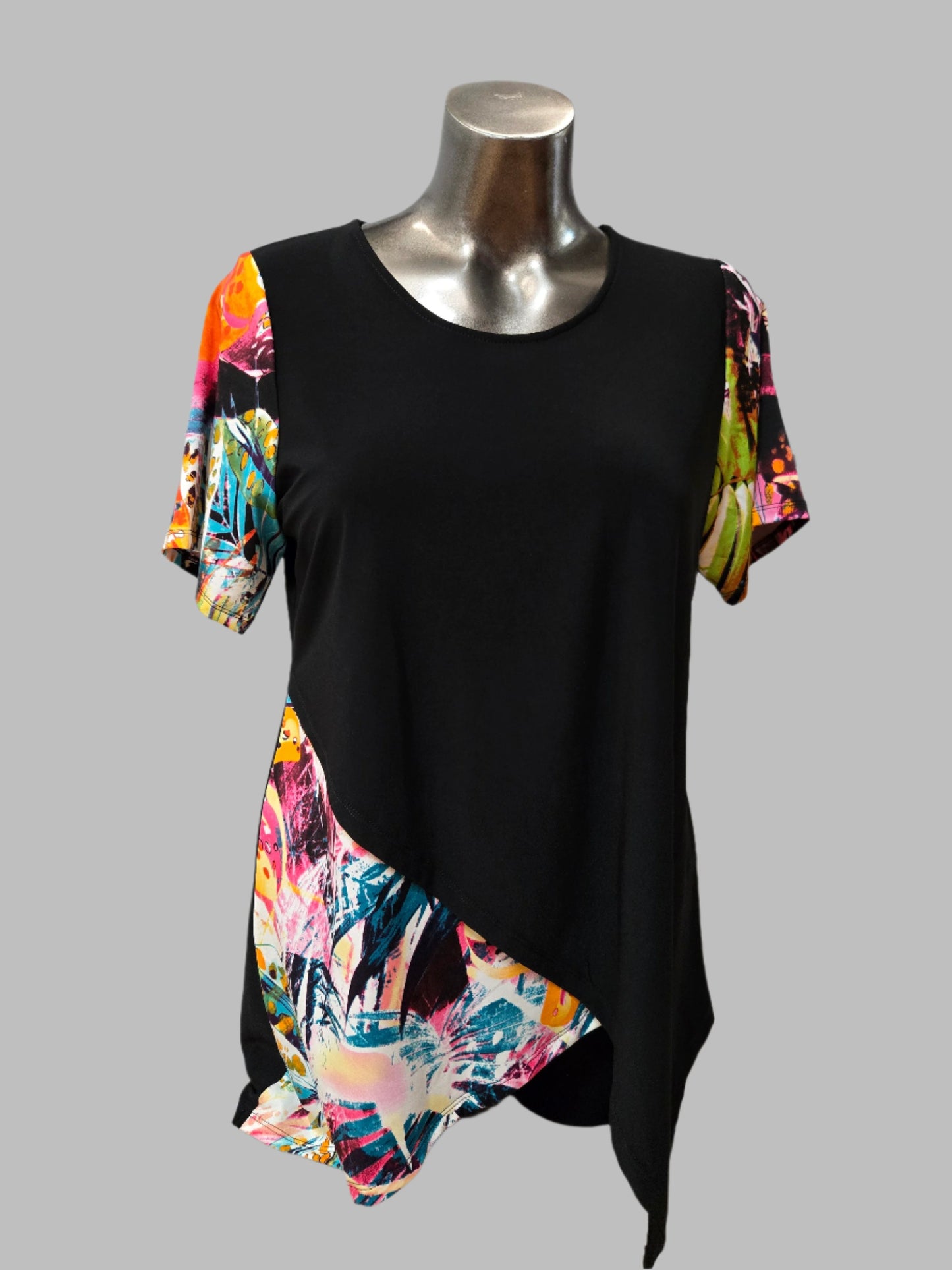 Asymmetrical Abstract Patterned Tunic by Black Labb