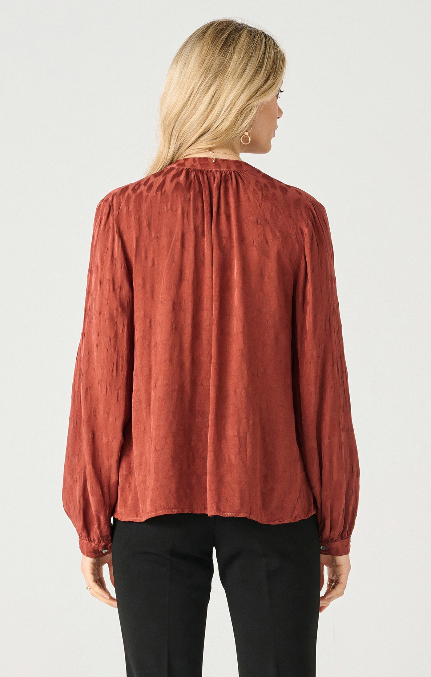 HALF PLACKET JACQUARD BLOUSE by Dex