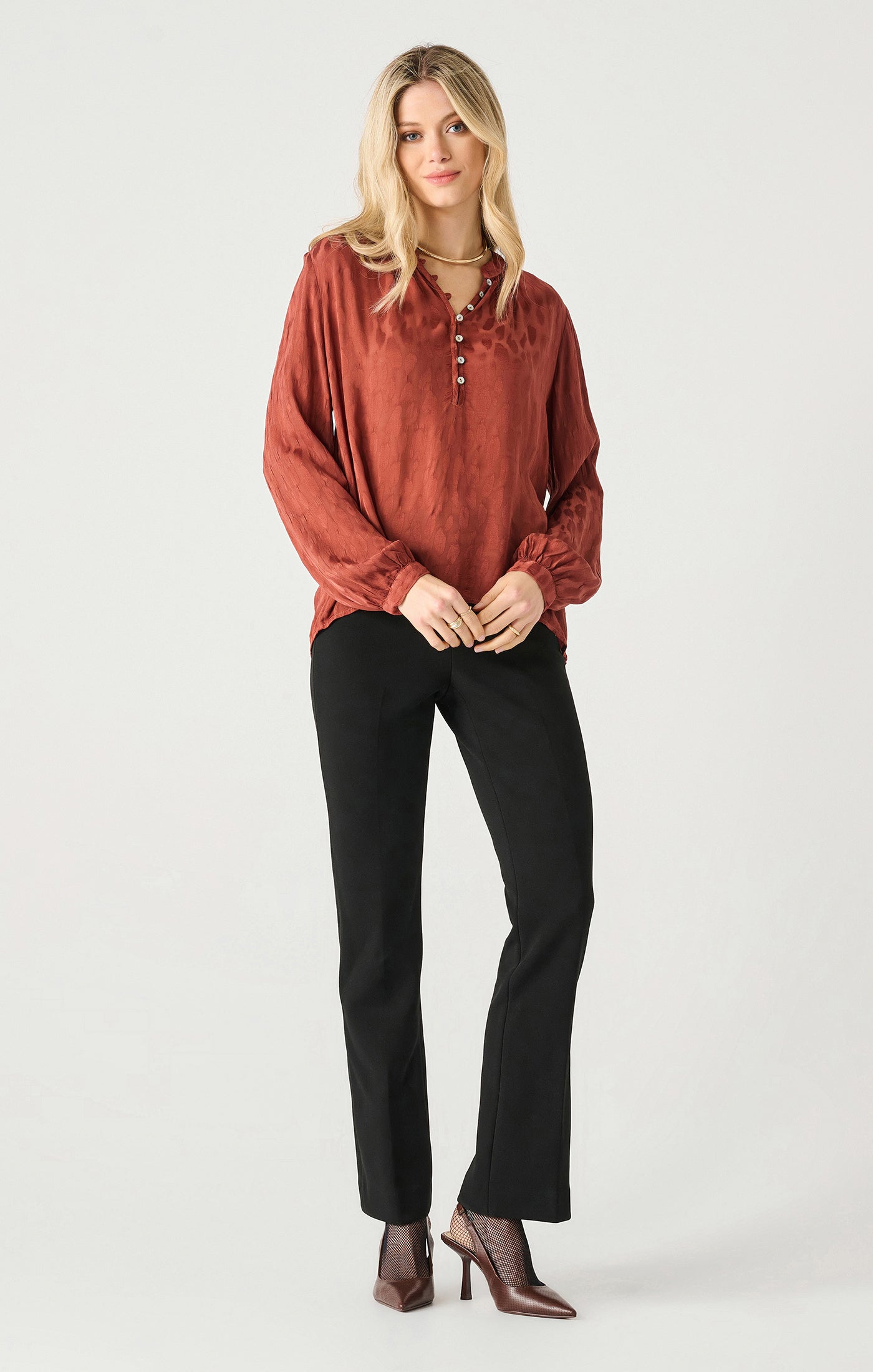 HALF PLACKET JACQUARD BLOUSE by Dex