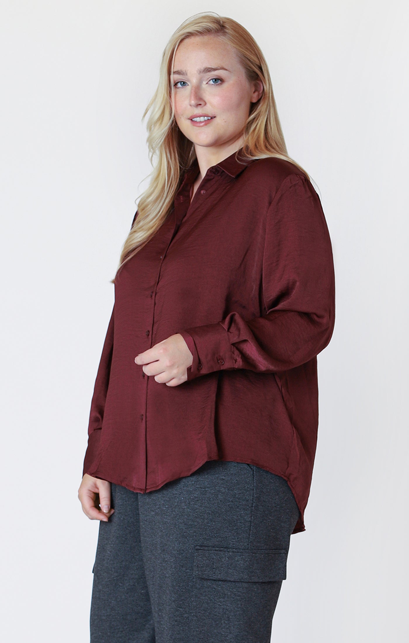 FLOWY SATIN BLOUSE by Dex